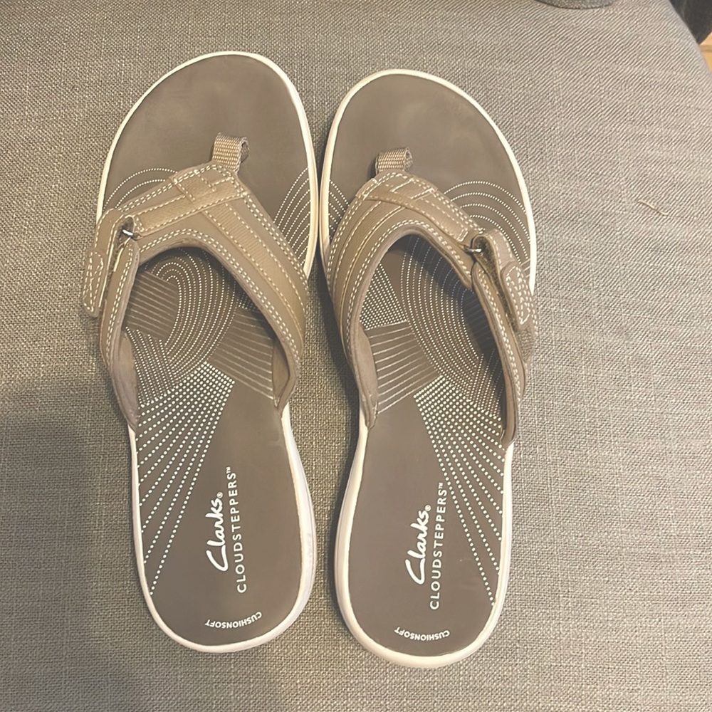 Clarks “Cloudsteppers” US size 9 Lightly used